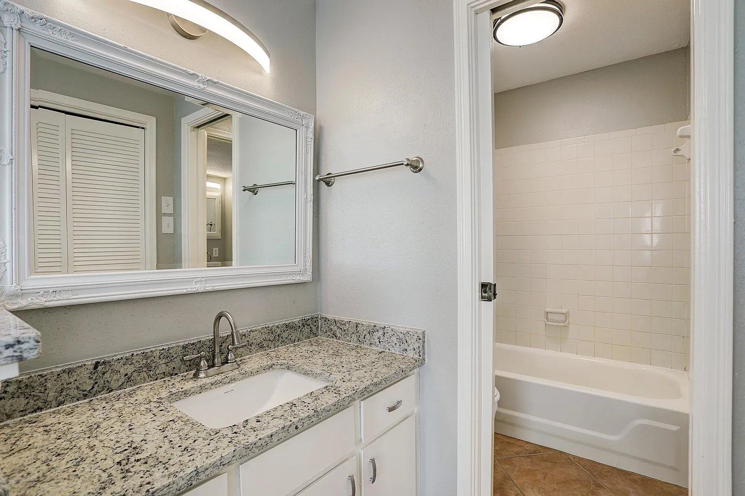 18617 Egret Bay Boulevard, #1001, Webster, TX 77058 18617 Egret Bay Boulevard, #1001, Webster, TX 77058