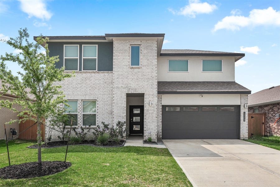 Property photo for 13308 Lago Acero Lane, Texas City, TX