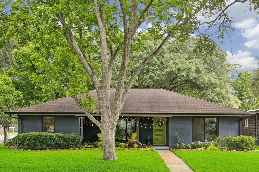Property photo for 9103 Timberside Drive, Houston, TX