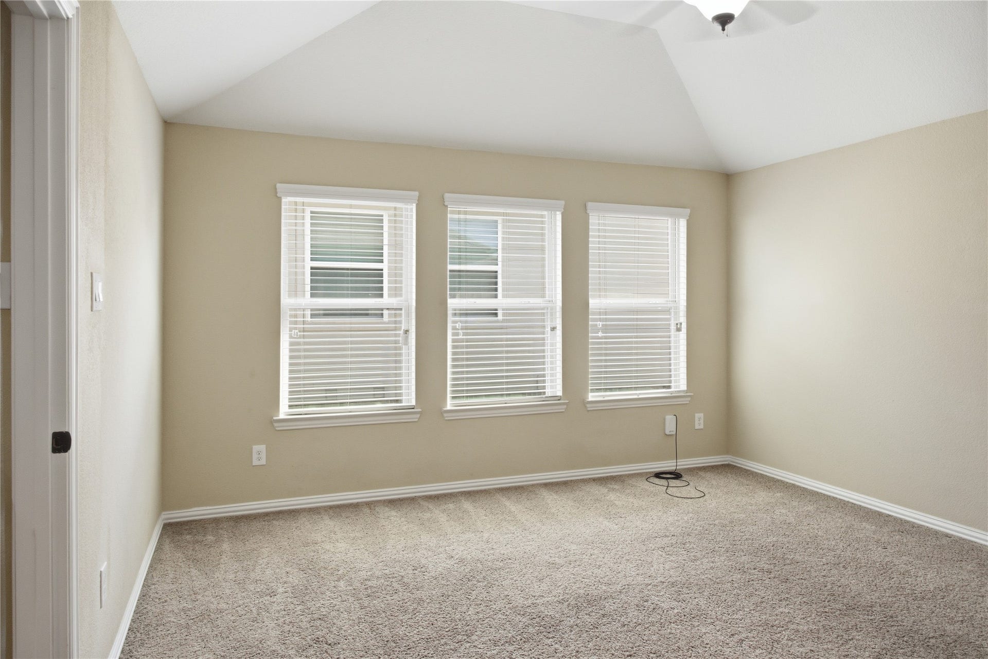 2229 Maple Point Drive N, Conroe, TX 77301 2229 Maple Point Drive N, Conroe, TX 77301
