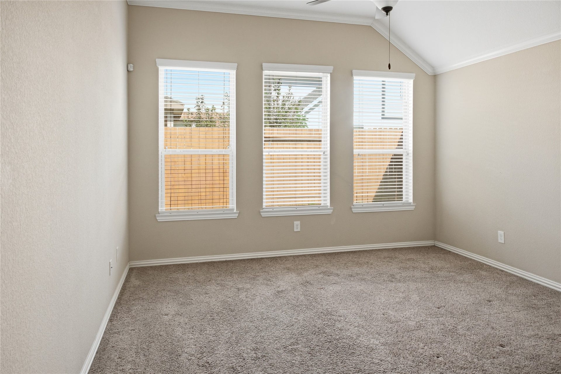 2229 Maple Point Drive N, Conroe, TX 77301 2229 Maple Point Drive N, Conroe, TX 77301
