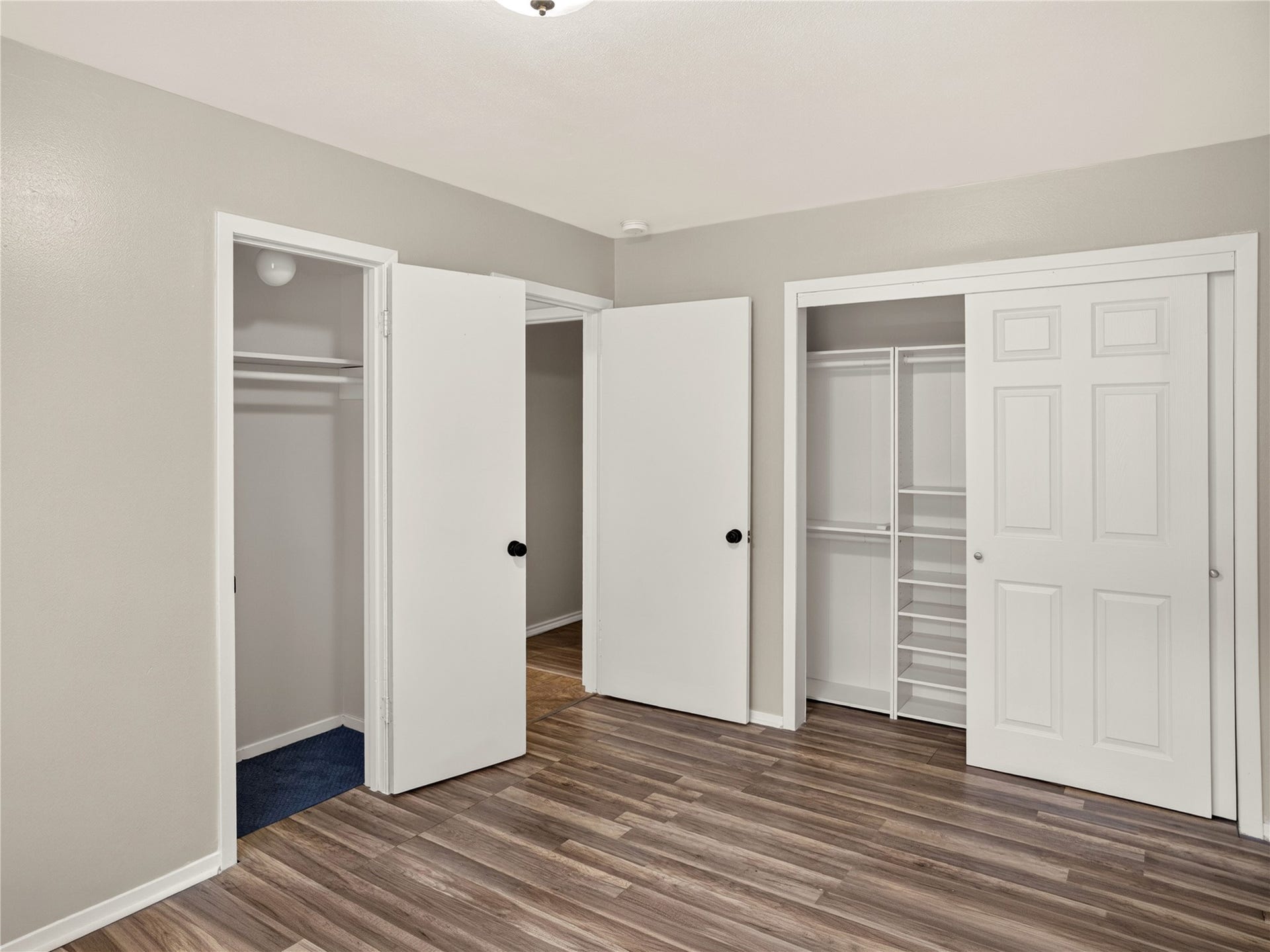 2408 Blueberry Lane, Pasadena, TX 77502 Additional view of the primary bedroom