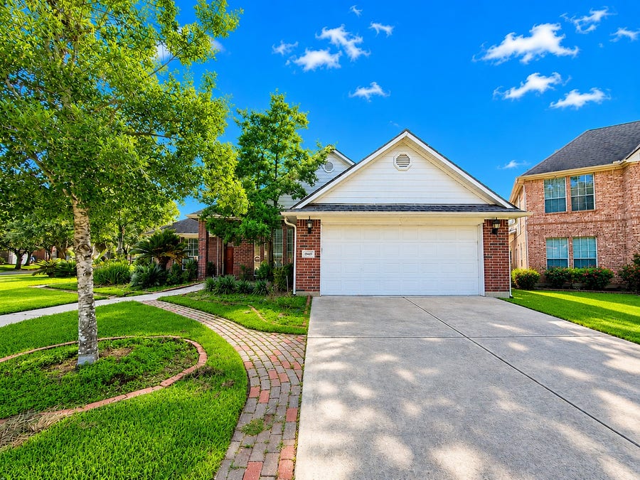 Property photo for 19403 Papago Court, Tomball, TX