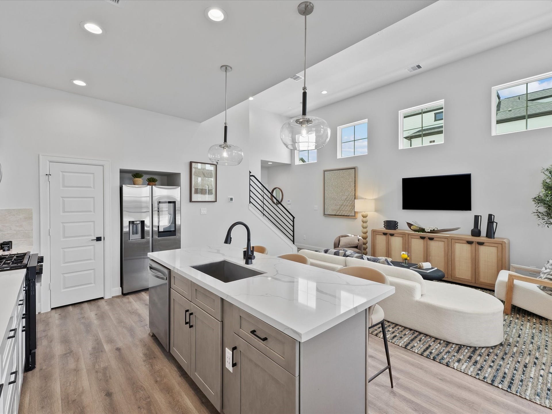 9216 Washington Heights Street, Houston, TX 77063