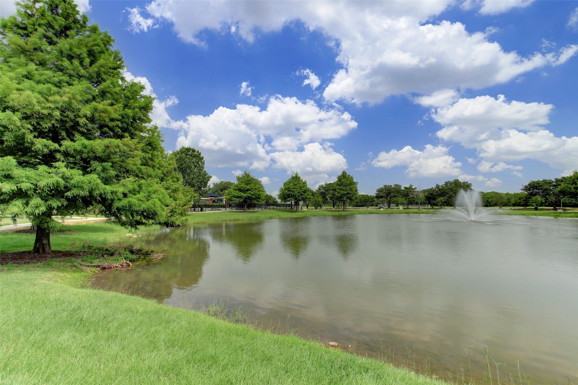 28623 Pewter Knolls Drive, Katy, TX 77494