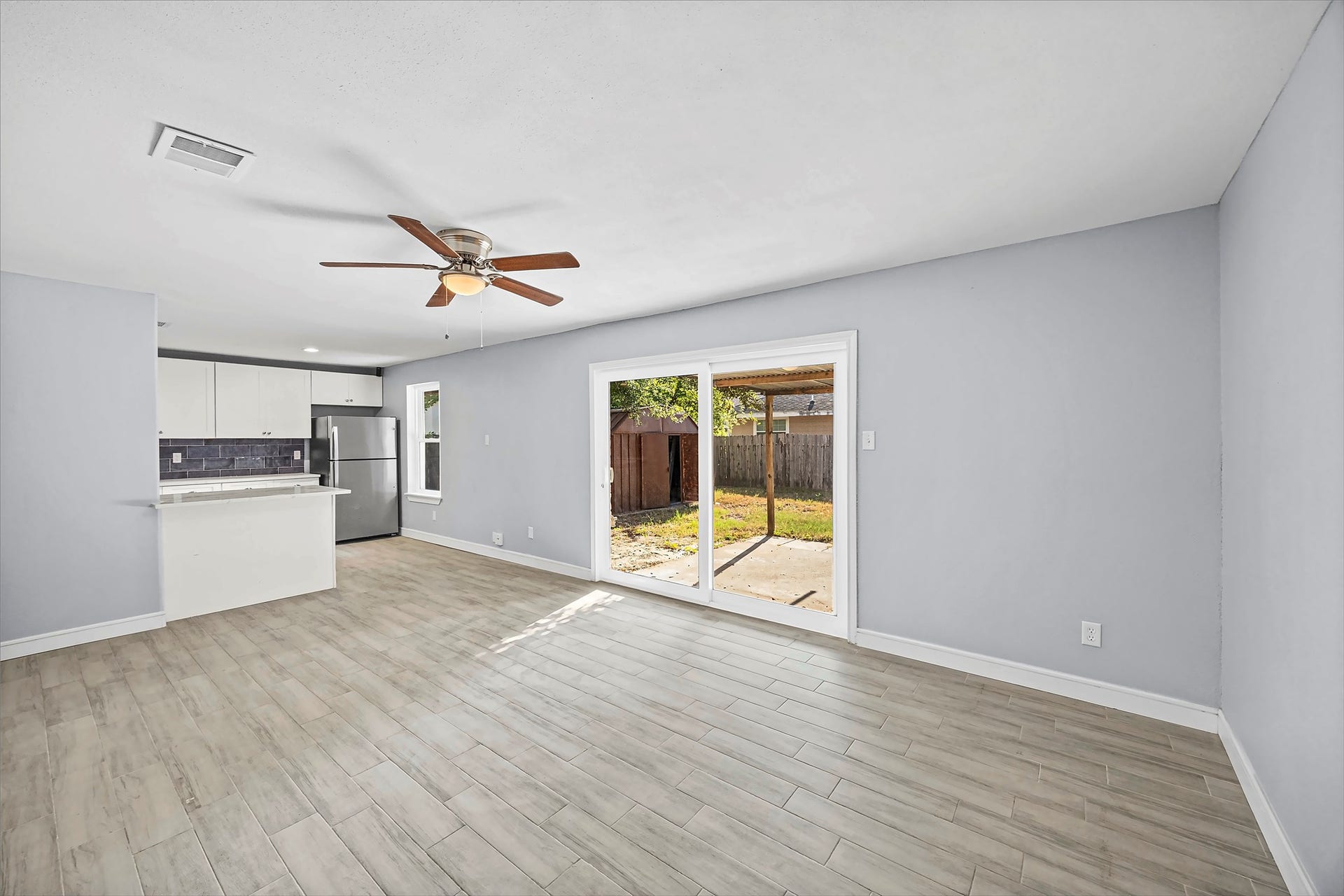 5507 Bertellis Lane, Houston, TX 77091 dining room
