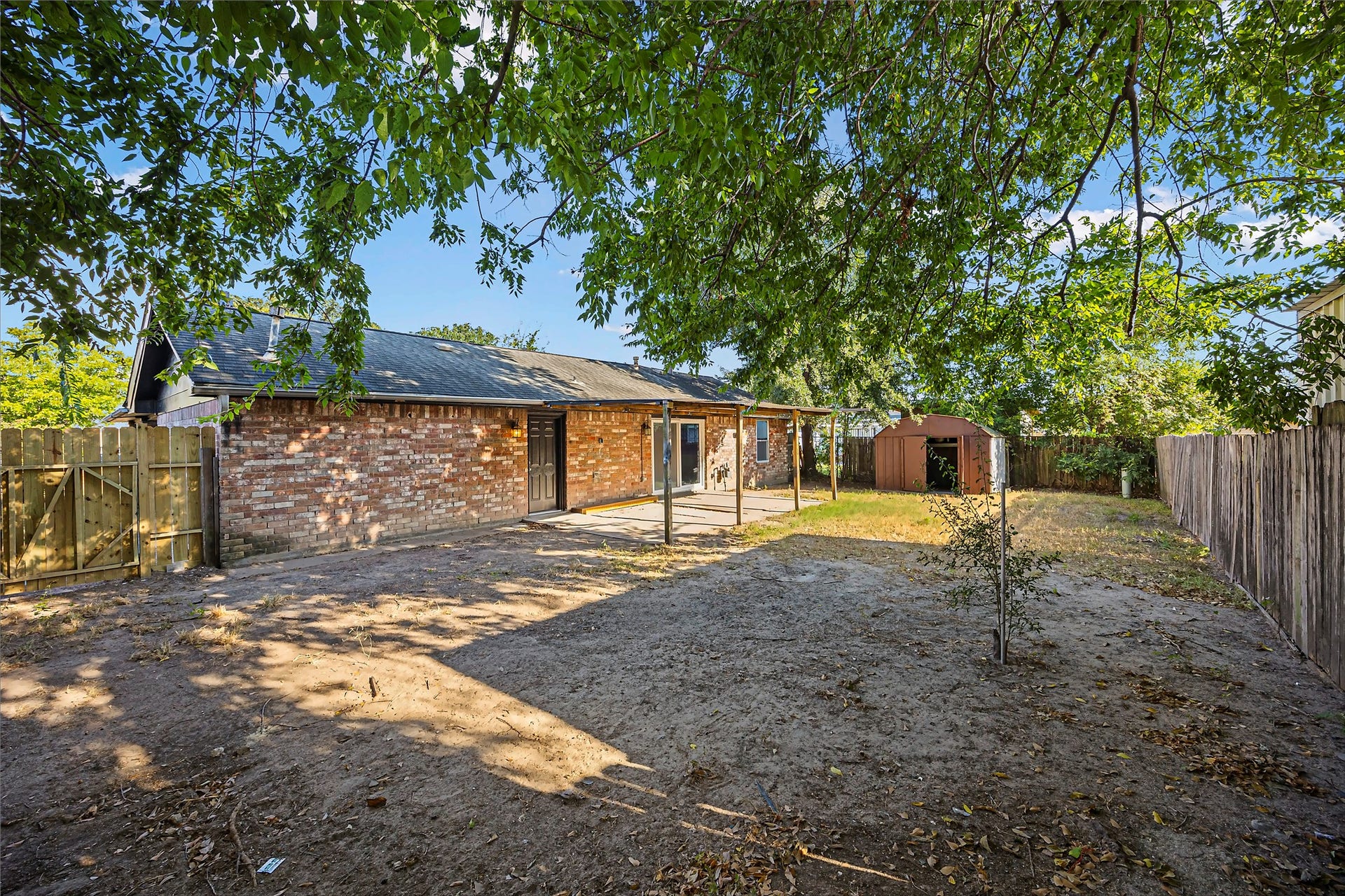 5507 Bertellis Lane, Houston, TX 77091 5507 Bertellis Lane, Houston, TX 77091