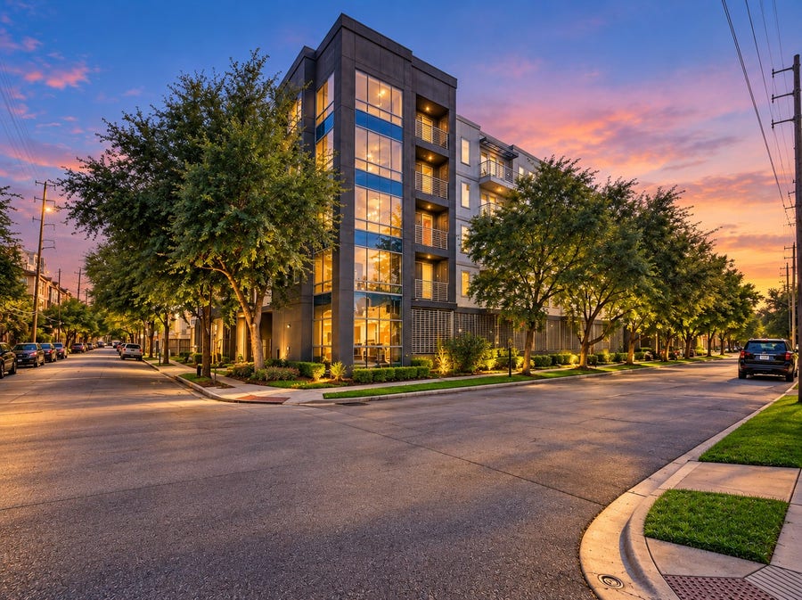 Property photo for 505 Jackson Hill Street, #409, Houston, TX