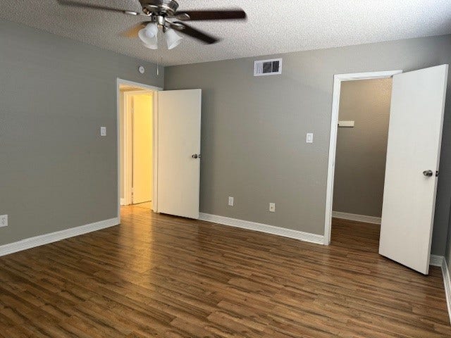 6701 Sands Point Drive, #26, Houston, TX 77074 Spacious bedroom with walk-in closet.