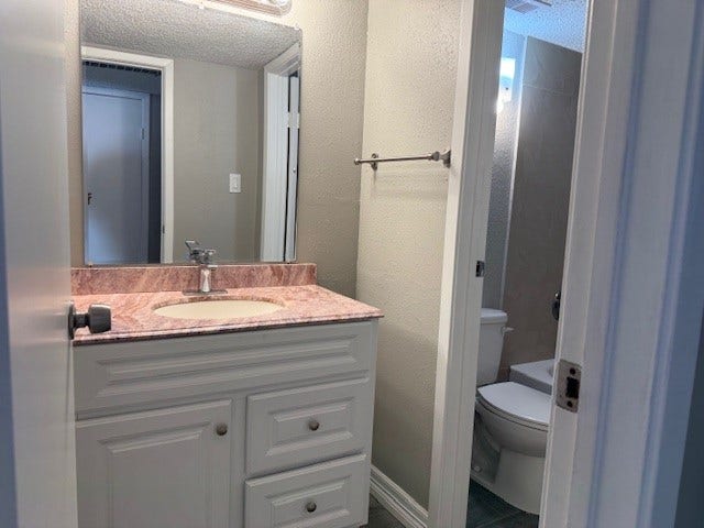 6701 Sands Point Drive, #26, Houston, TX 77074 Sink with a good counter space. Plenty of storage.