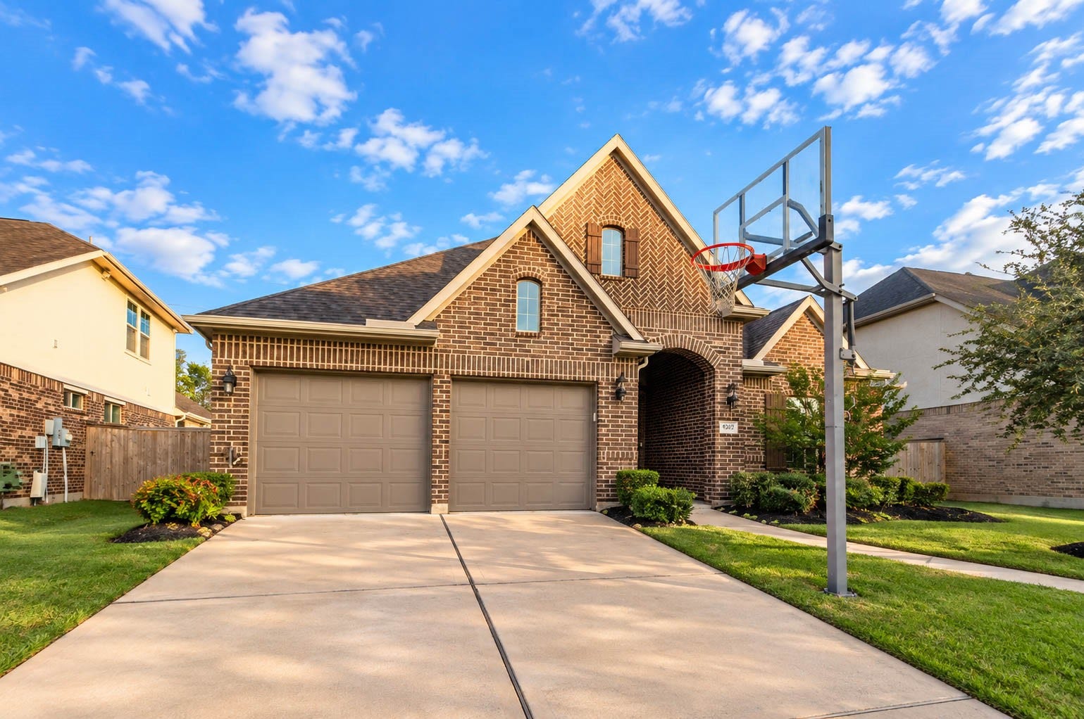 5803 Nowlands Run Lane, Sugar Land, TX 77479
