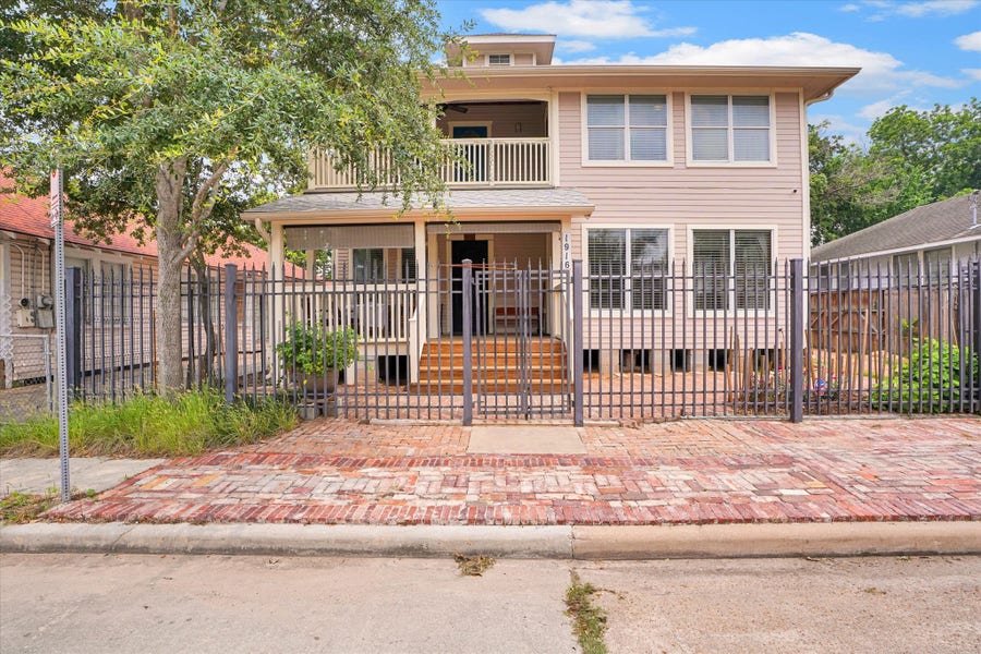 Property photo for 1916 Hardy Street, Houston, TX