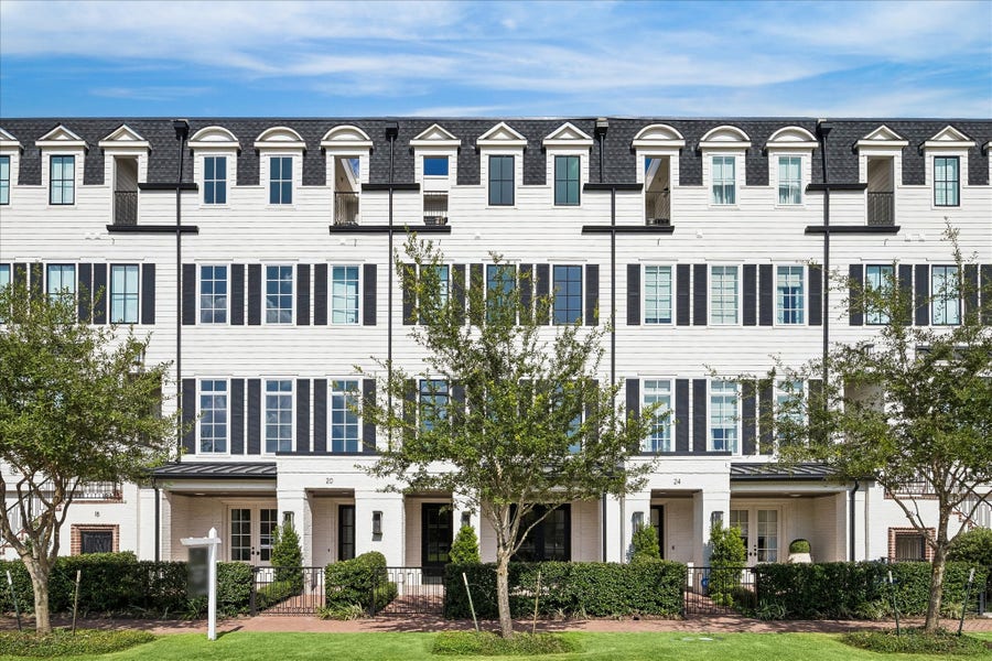 Property photo for 22 Crain Square Boulevard, Southside Place, TX