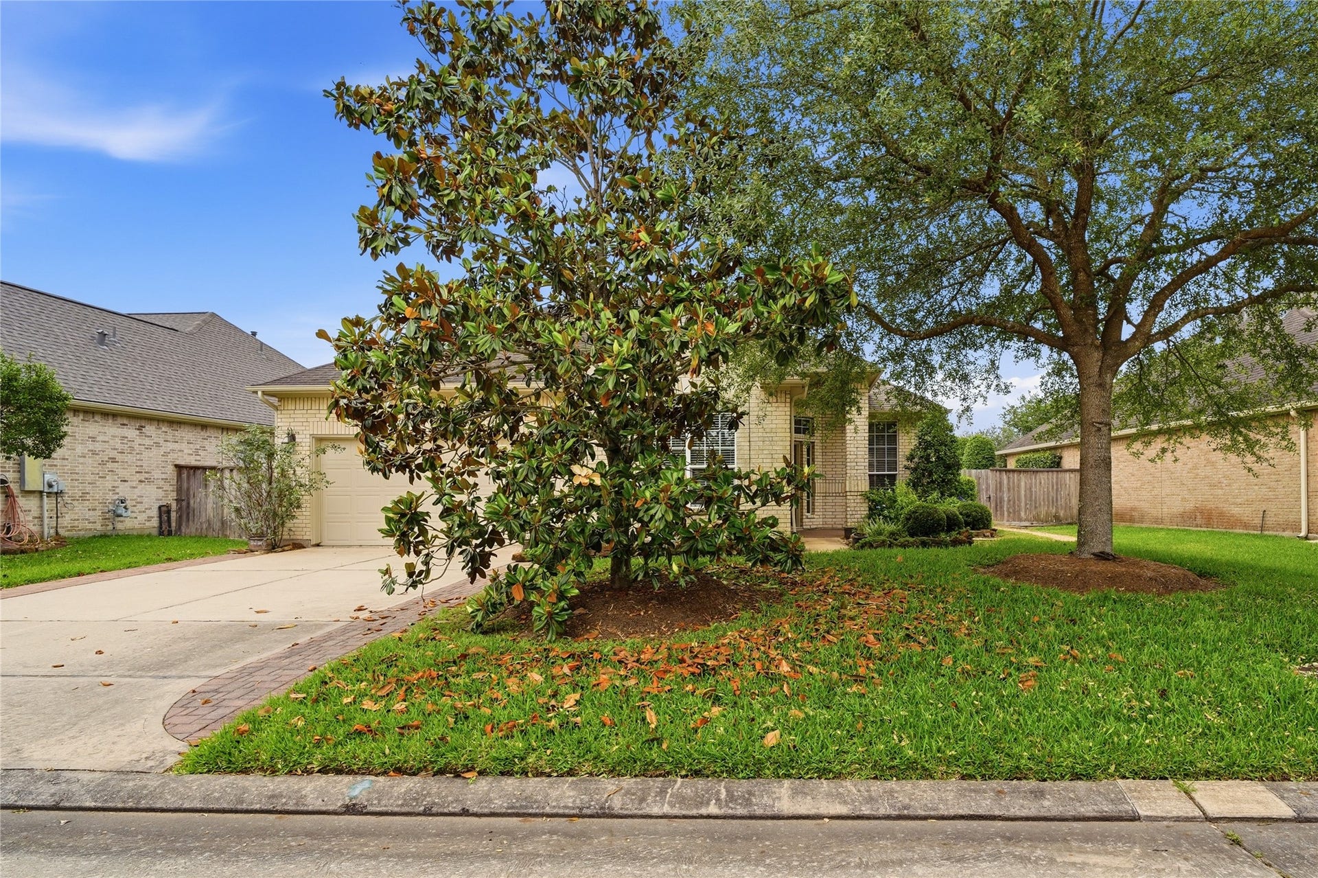 2419 S Venice Drive, Pearland, TX 77581 2419 S Venice Drive, Pearland, TX 77581