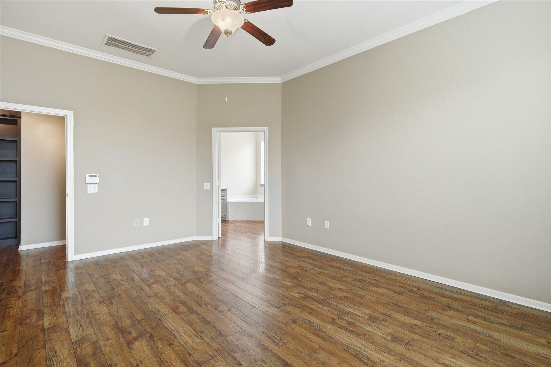 2419 S Venice Drive, Pearland, TX 77581 2419 S Venice Drive, Pearland, TX 77581