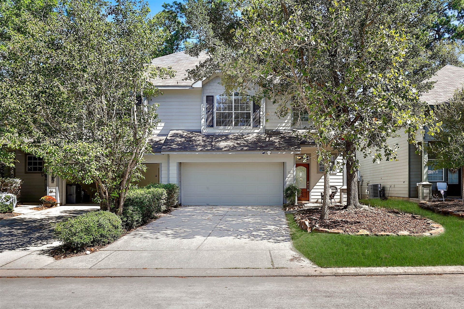 111 W Burberry Circle, The Woodlands, TX 77384