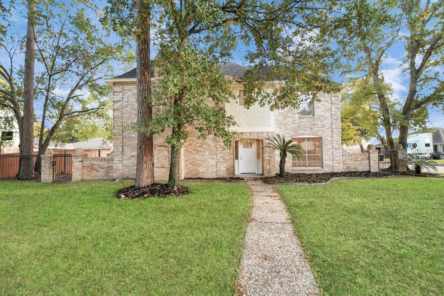 Property photo for 3919 Fernglade Drive, Houston, TX