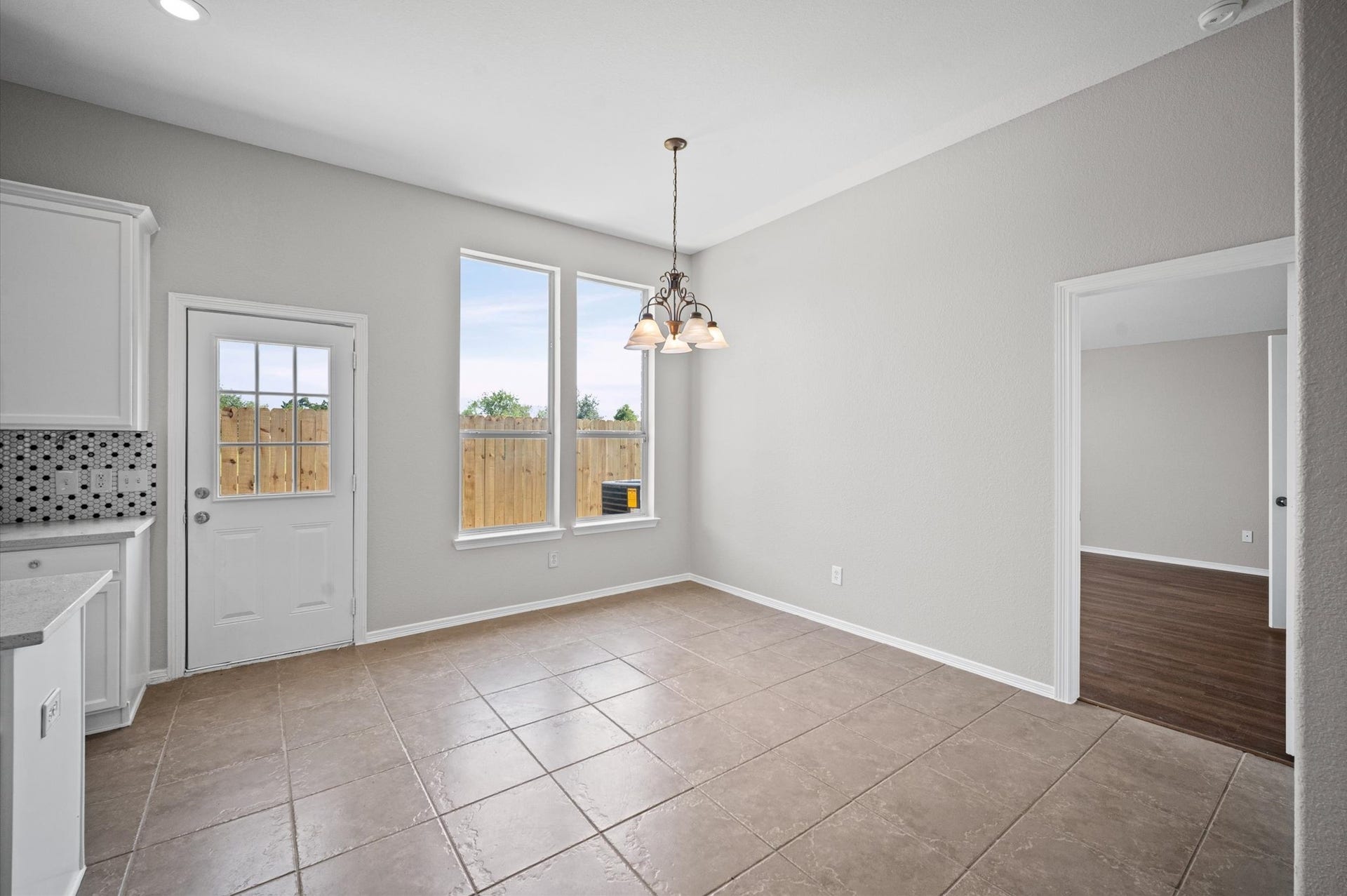 444 De Coster Boulevard, Alvin, TX 77511 444 De Coster Boulevard, Alvin, TX 77511