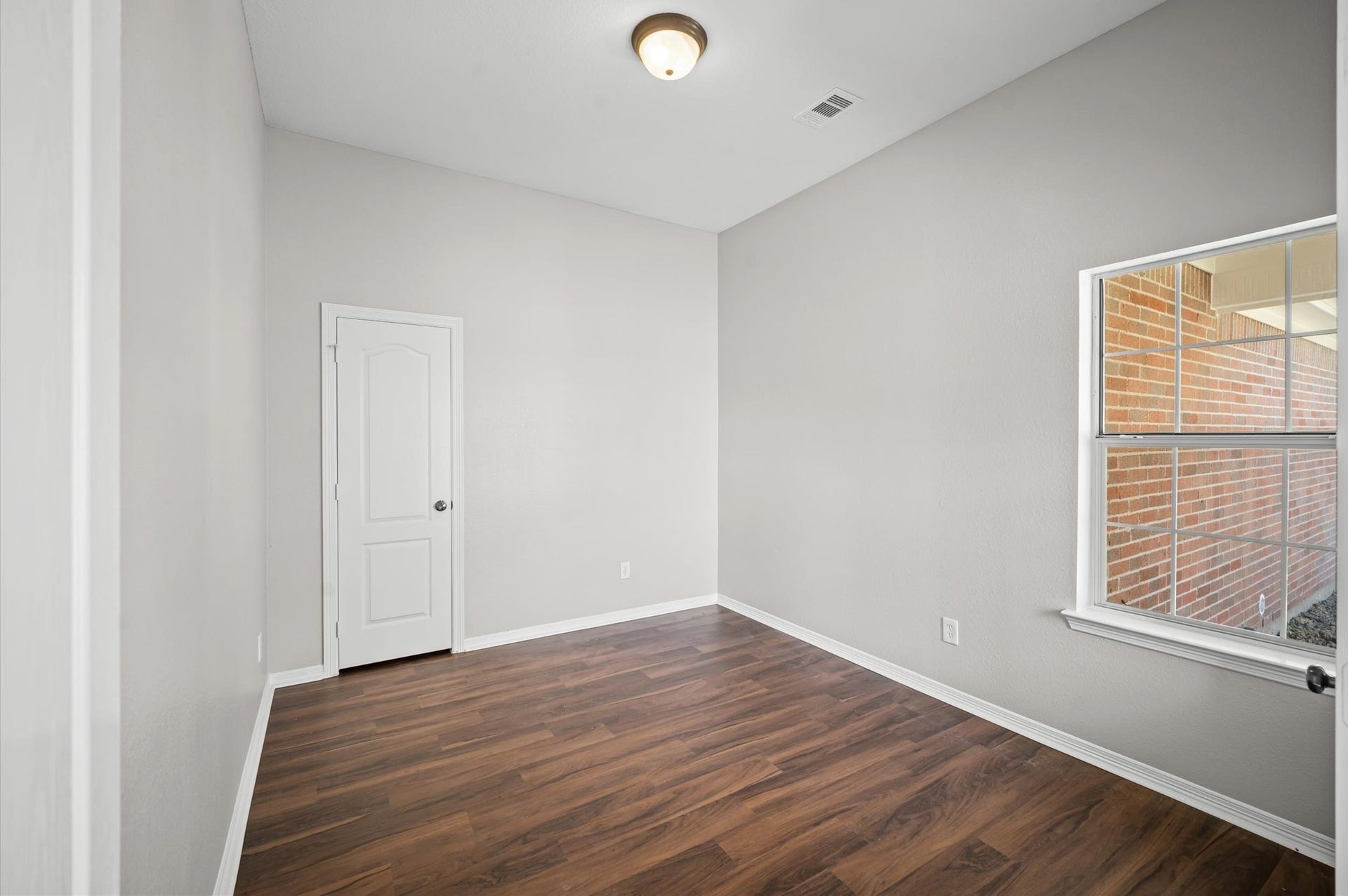444 De Coster Boulevard, Alvin, TX 77511 444 De Coster Boulevard, Alvin, TX 77511