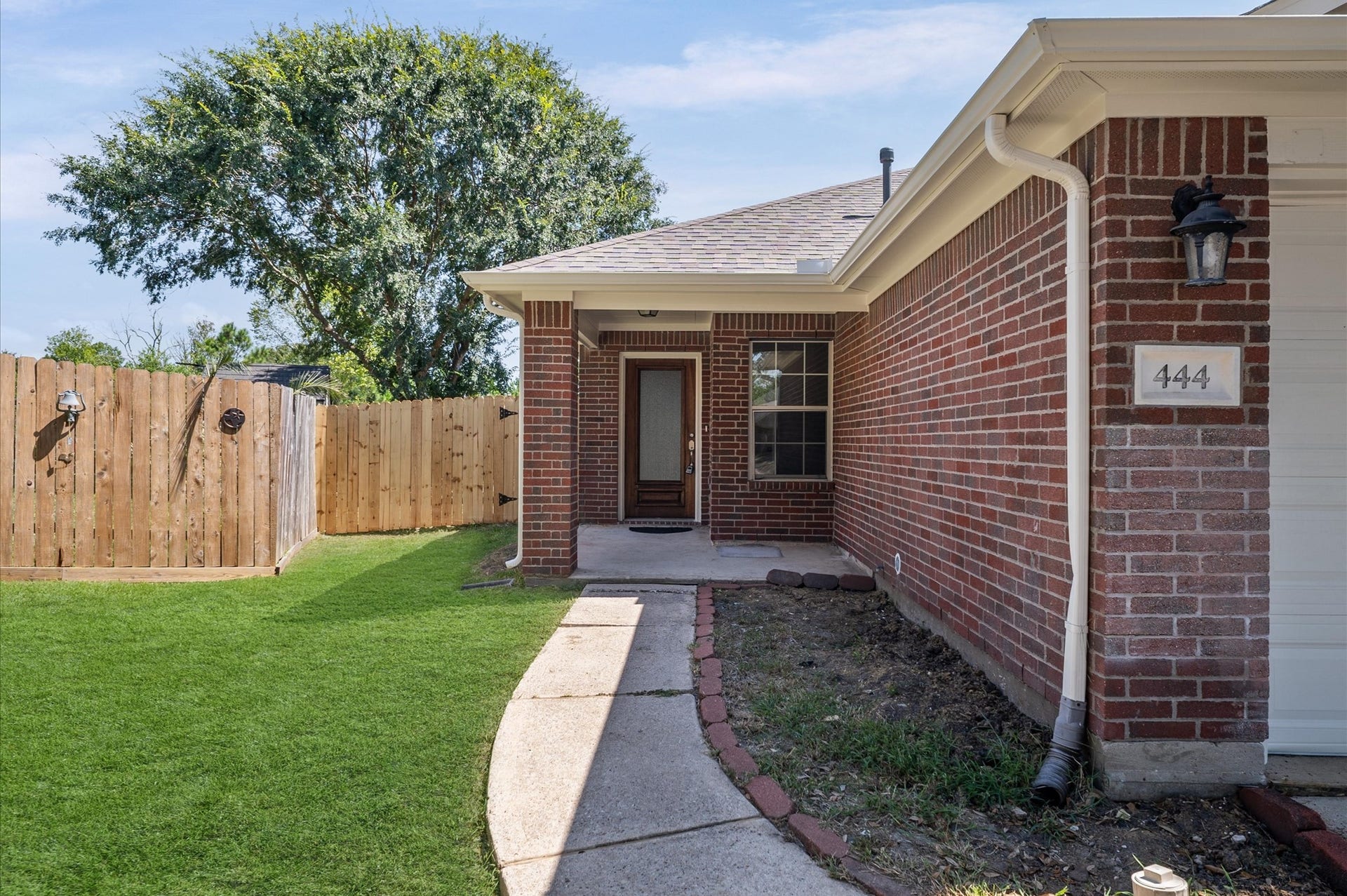 444 De Coster Boulevard, Alvin, TX 77511 444 De Coster Boulevard, Alvin, TX 77511