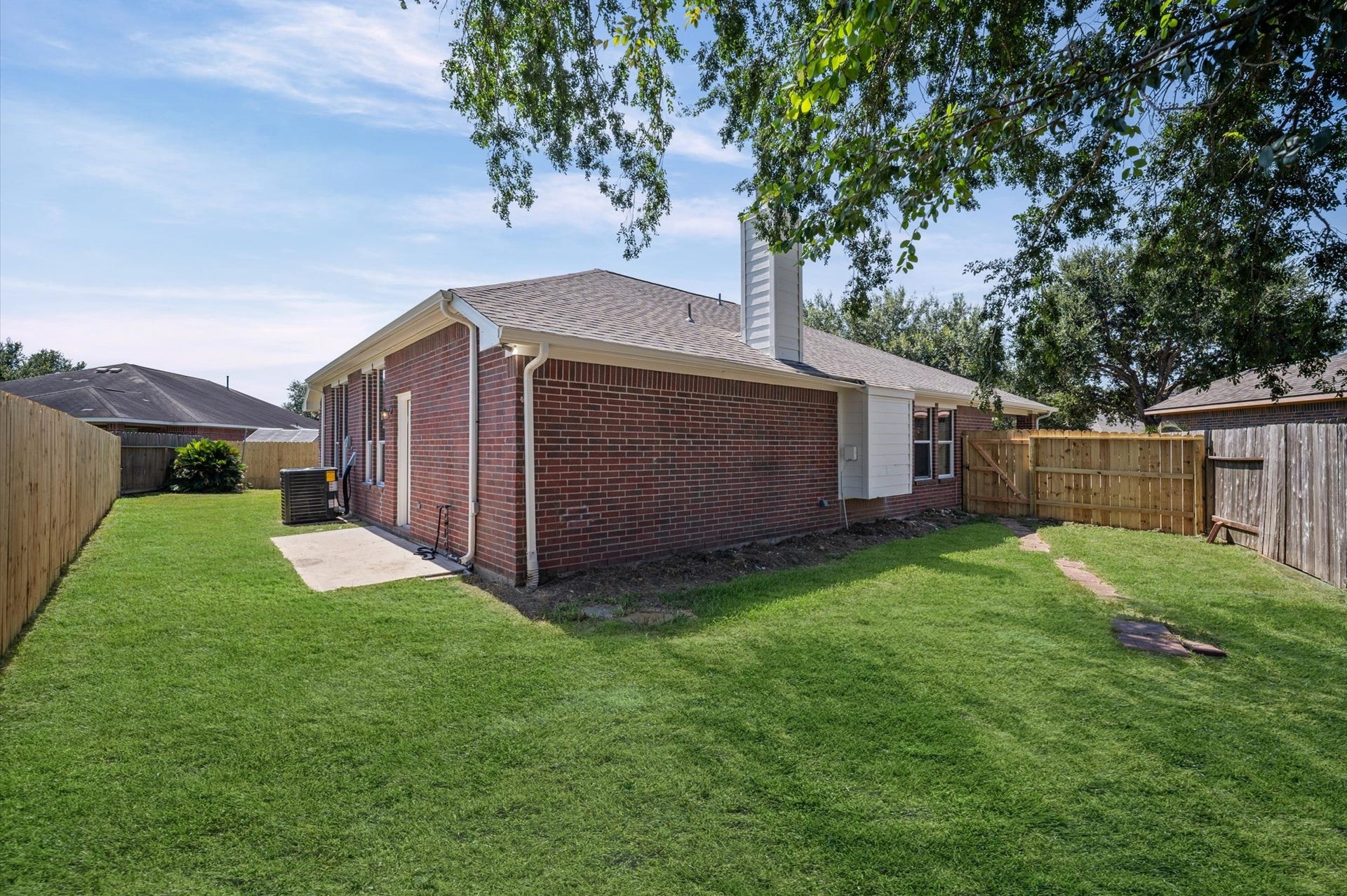 444 De Coster Boulevard, Alvin, TX 77511 444 De Coster Boulevard, Alvin, TX 77511
