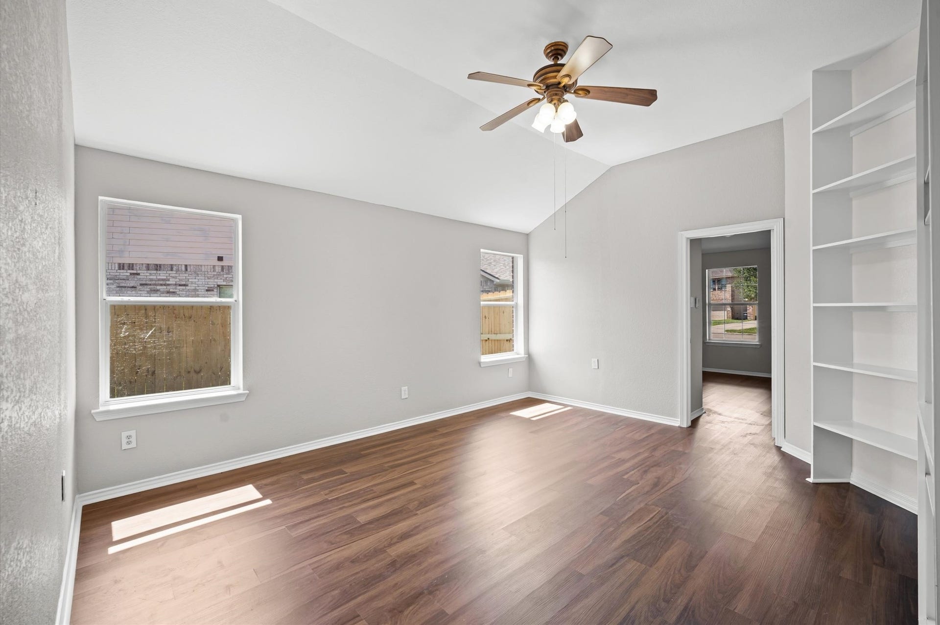 444 De Coster Boulevard, Alvin, TX 77511 444 De Coster Boulevard, Alvin, TX 77511