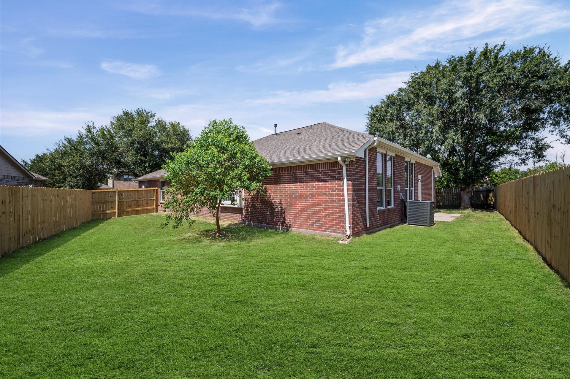 444 De Coster Boulevard, Alvin, TX 77511 444 De Coster Boulevard, Alvin, TX 77511