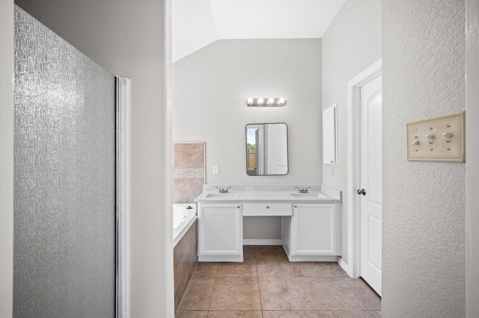 444 De Coster Boulevard, Alvin, TX 77511 444 De Coster Boulevard, Alvin, TX 77511