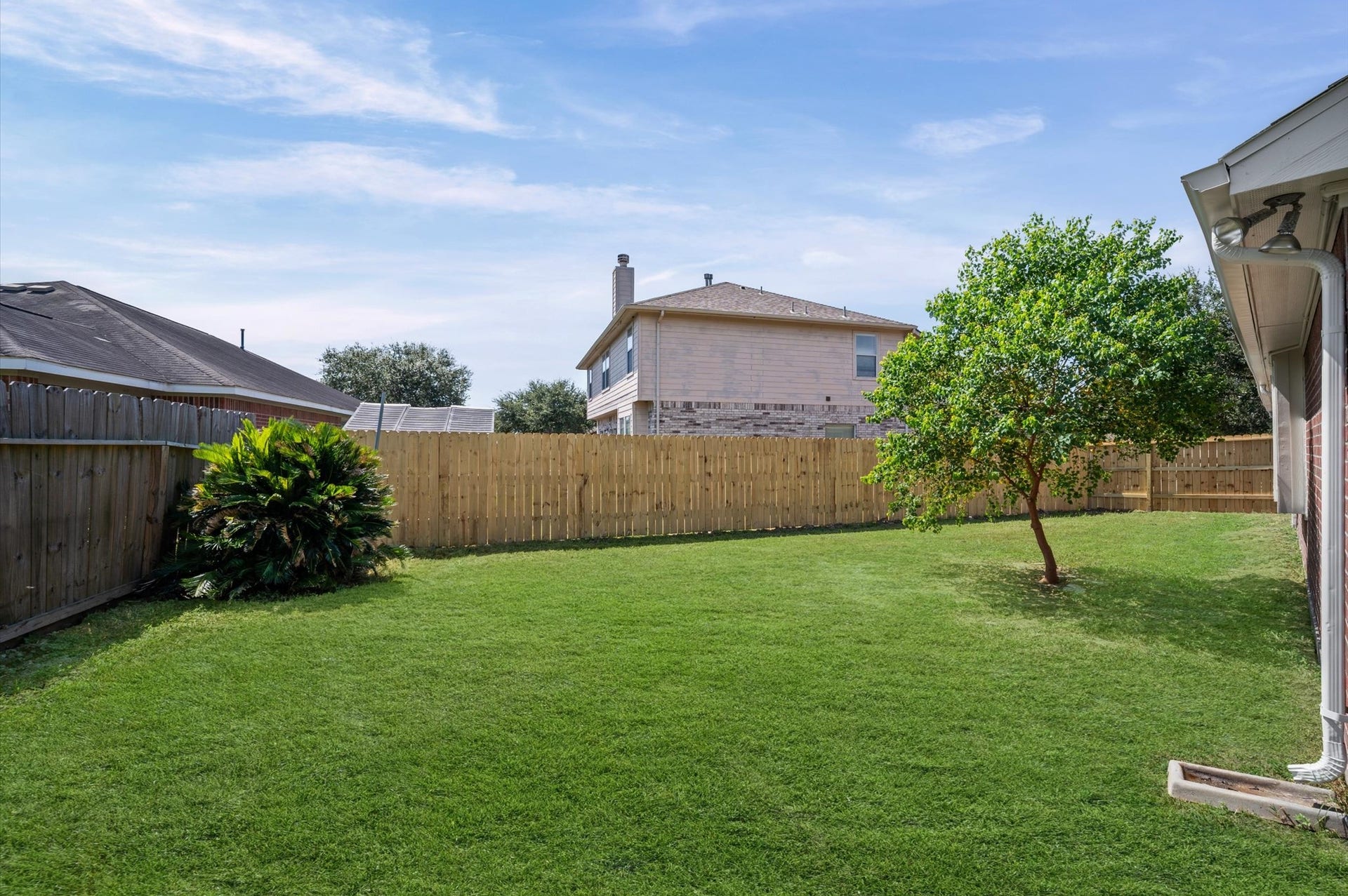 444 De Coster Boulevard, Alvin, TX 77511 444 De Coster Boulevard, Alvin, TX 77511