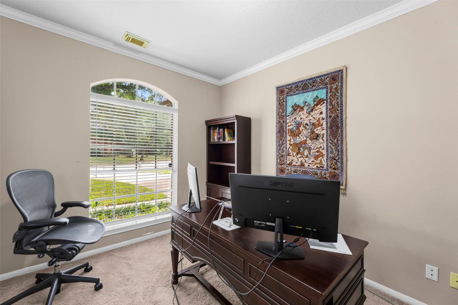 Property photo for 522 High Meadows Drive, Sugar Land, TX