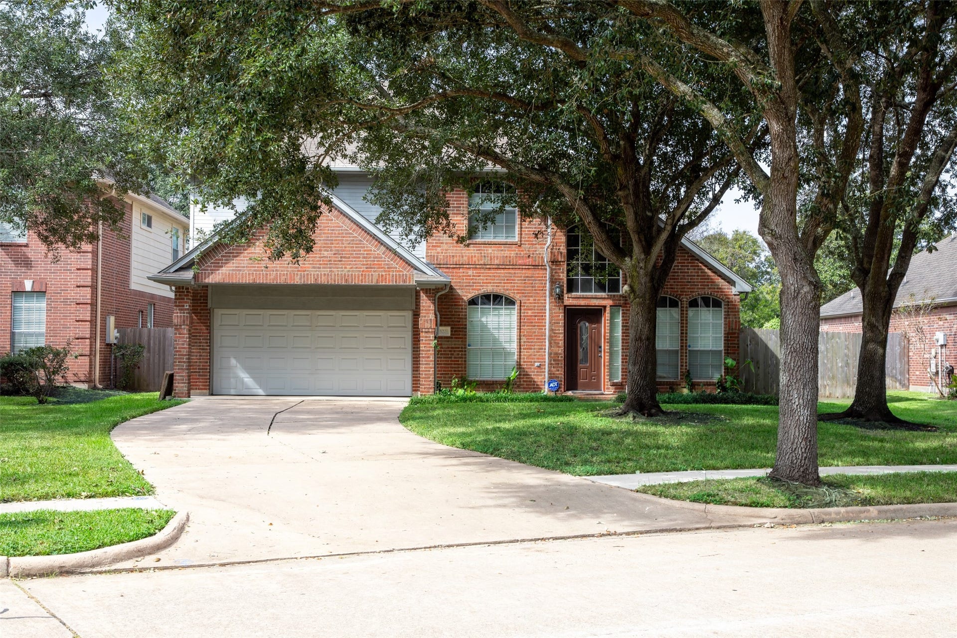 522 High Meadows Drive, Sugar Land, TX 77479