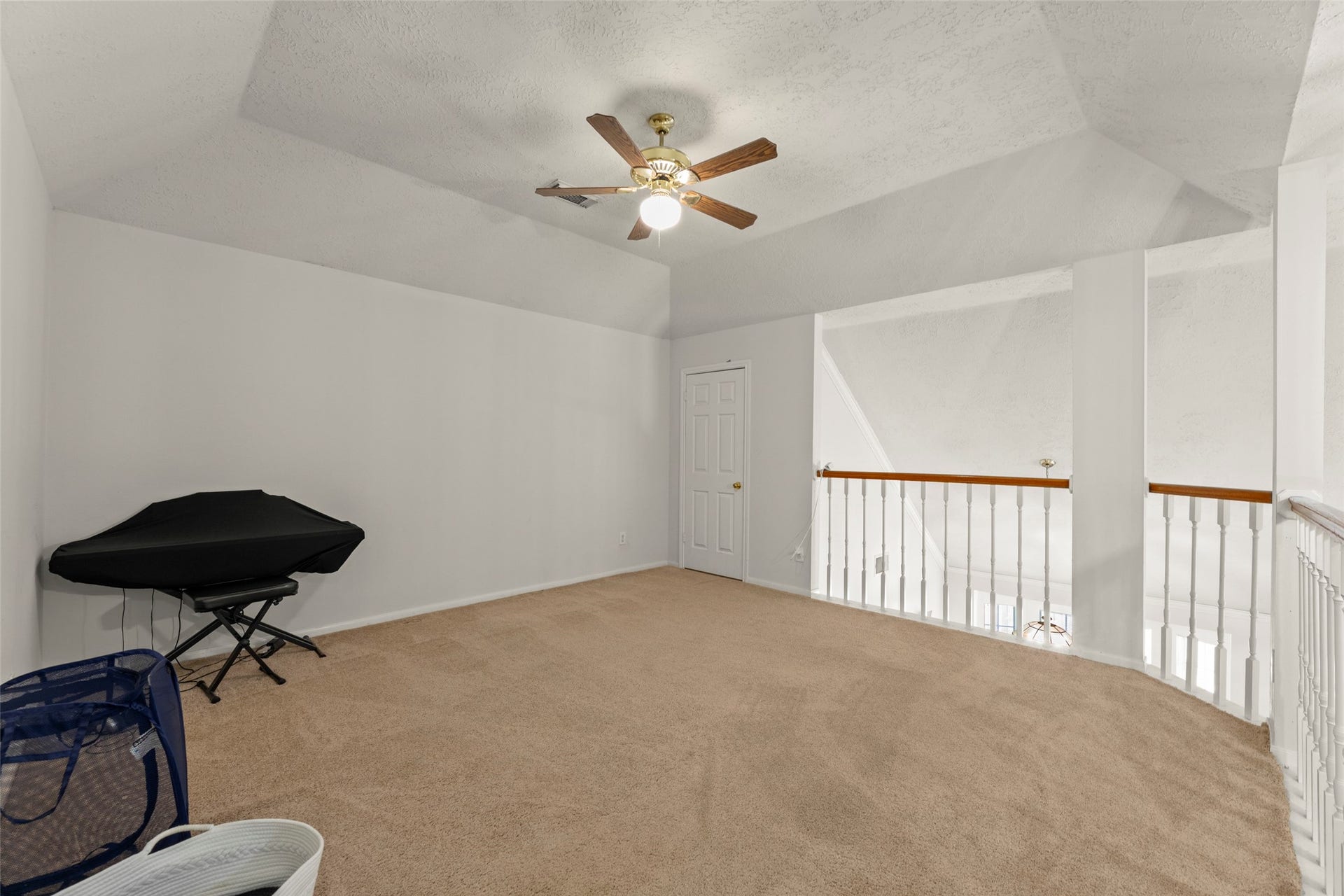 522 High Meadows Drive, Sugar Land, TX 77479