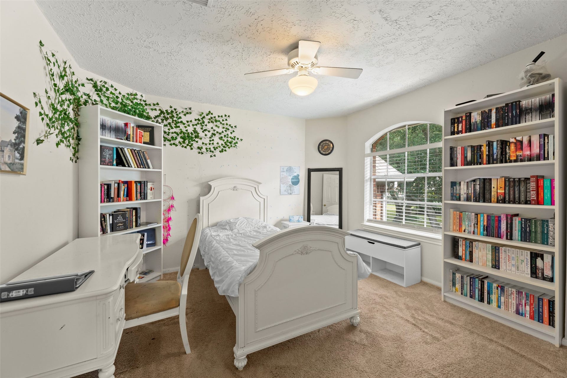 522 High Meadows Drive, Sugar Land, TX 77479