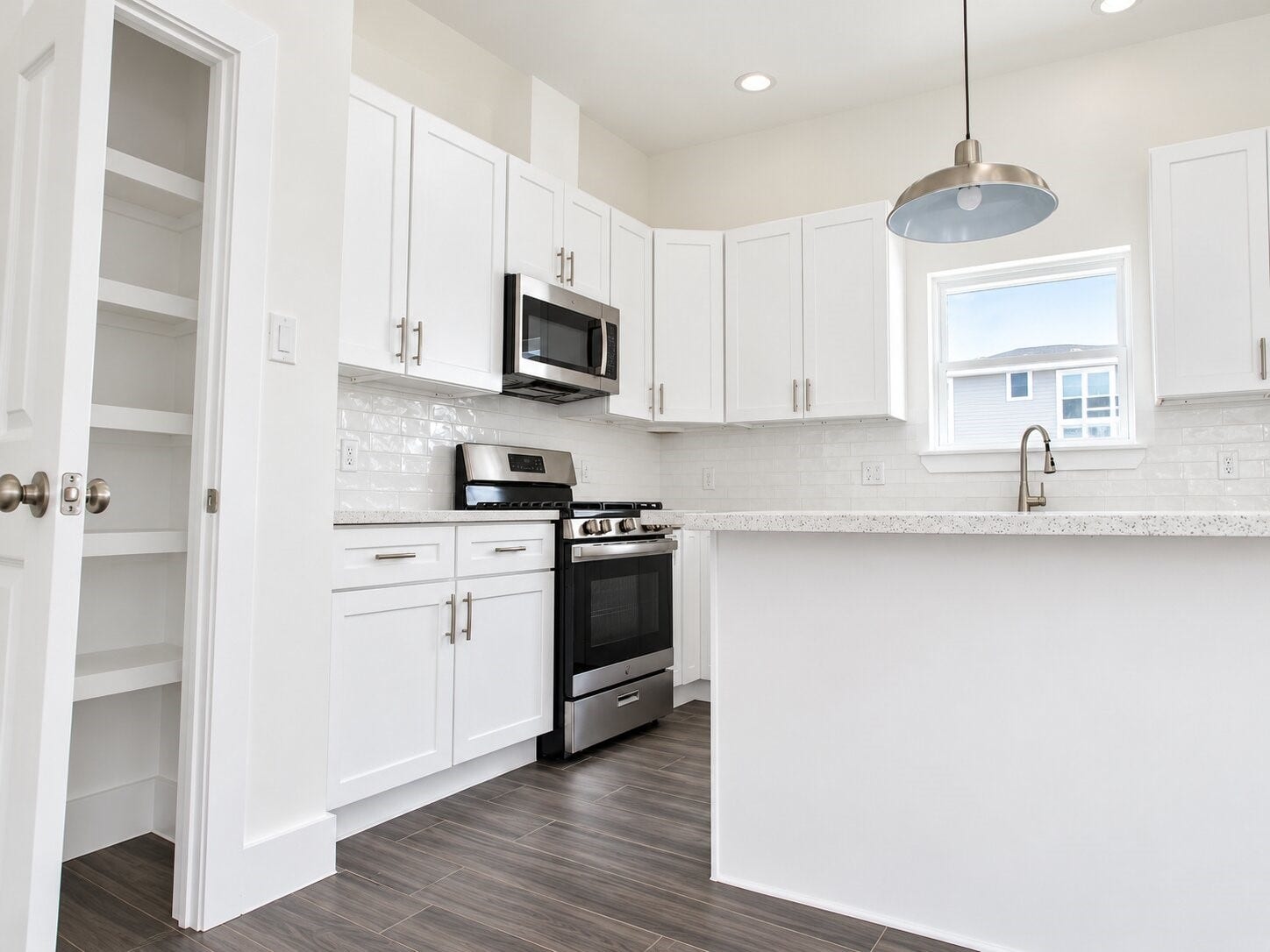 Kitchen with Walk In Pantry