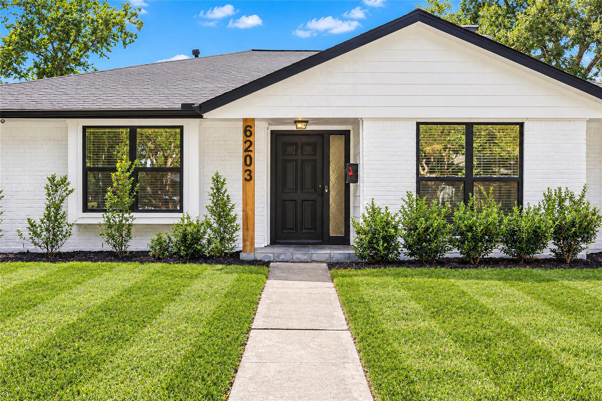 6203 Rutherglenn Drive, Houston, TX 77096 6203 Rutherglenn Drive, Houston, TX 77096
