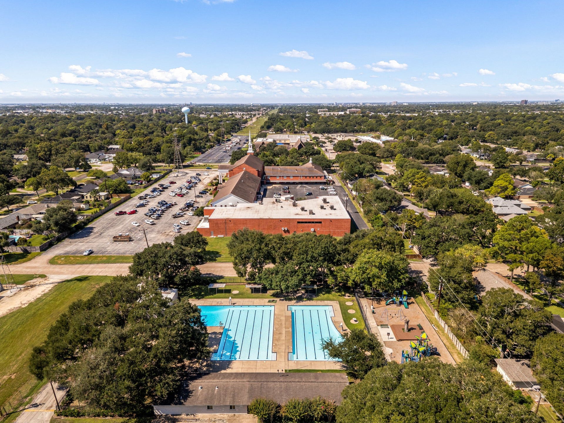 6203 Rutherglenn Drive, Houston, TX 77096 6203 Rutherglenn Drive, Houston, TX 77096