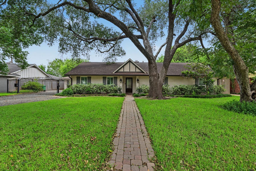 Property photo for 5616 Pine Street, Houston, TX