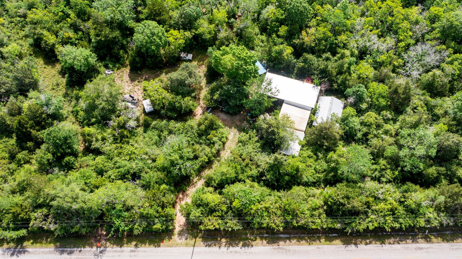 002 Johnston Street, Alvin, TX 77511