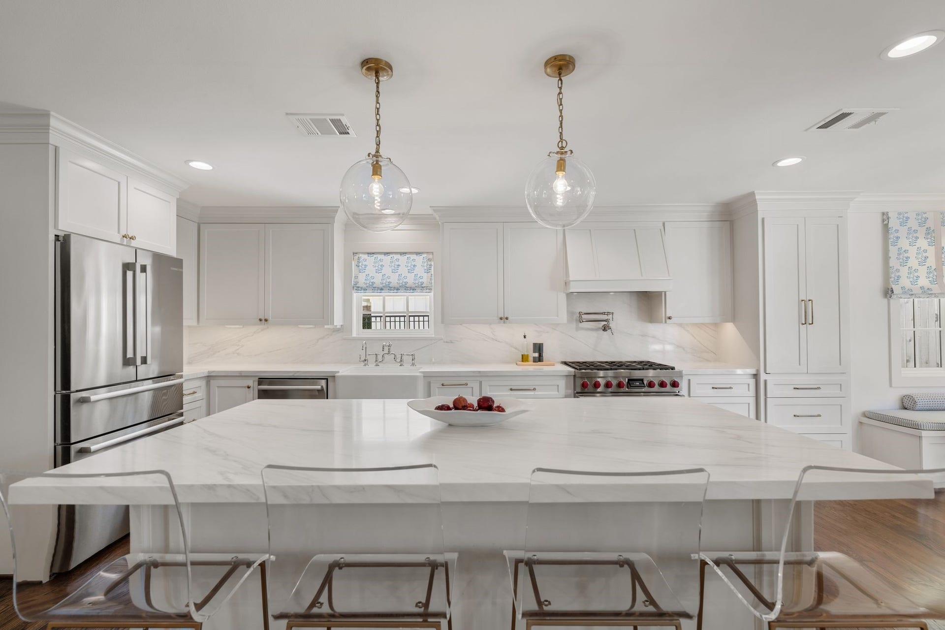 6248 Burgoyne Road, Houston, TX 77057 6248 Burgoyne Road, Houston, TX 77057