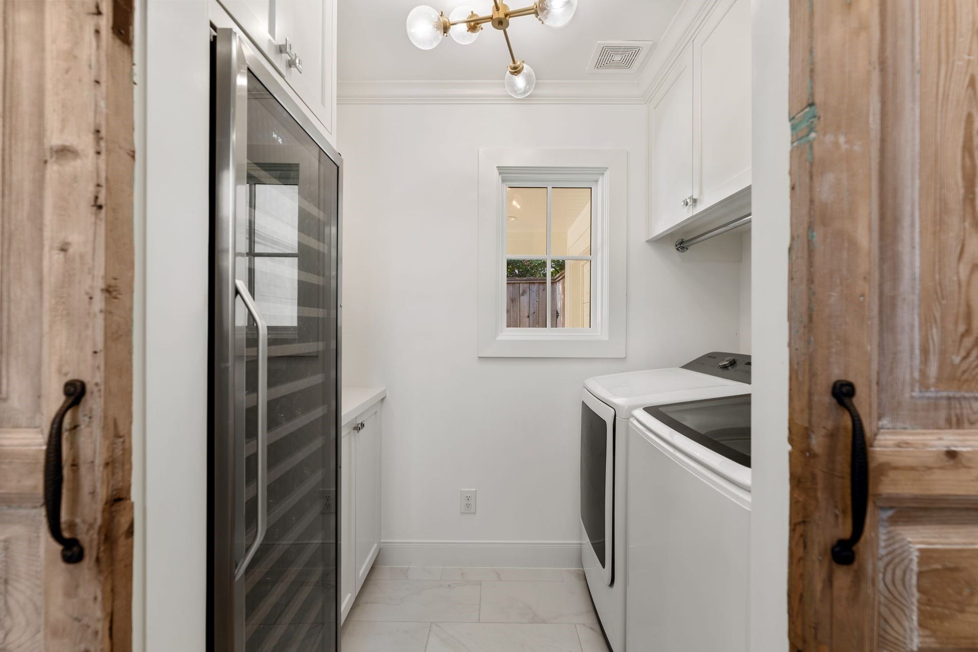 6248 Burgoyne Road, Houston, TX 77057 6248 Burgoyne Road, Houston, TX 77057
