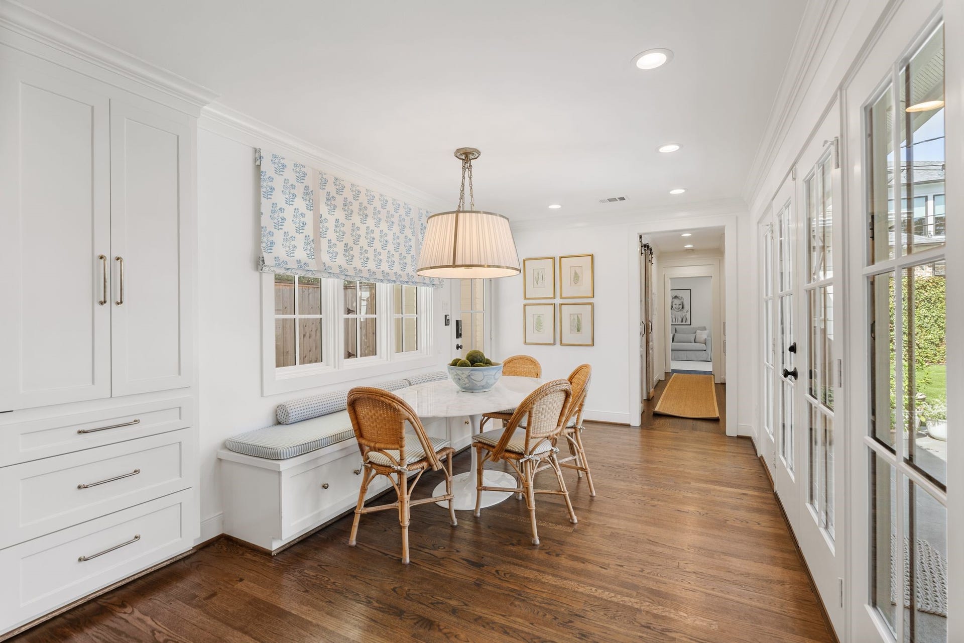 6248 Burgoyne Road, Houston, TX 77057 6248 Burgoyne Road, Houston, TX 77057