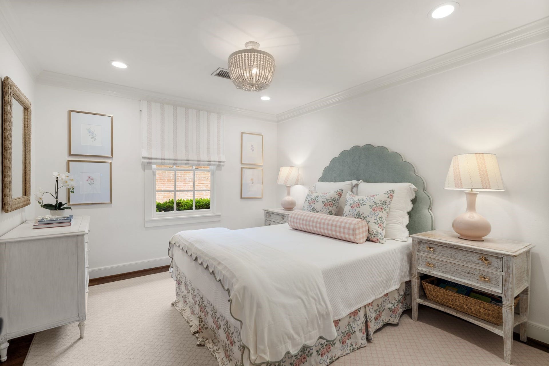 6248 Burgoyne Road, Houston, TX 77057 6248 Burgoyne Road, Houston, TX 77057