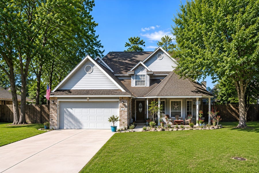 Property photo for 8715 Pines Place Drive, Humble, TX