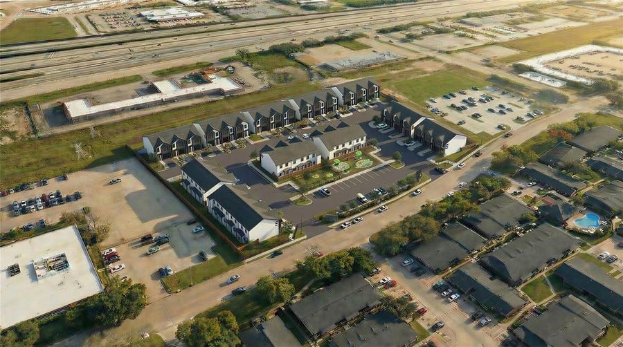 Property photo for 81 Northpoint Dr Building 5A, Houston, TX