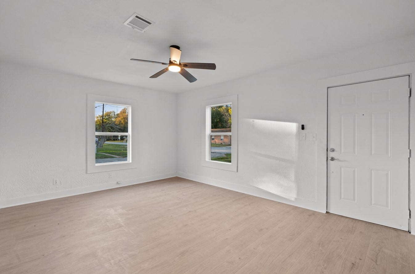 2027 Scott Street, La Marque, TX 77568 2027 Scott Street, La Marque, TX 77568