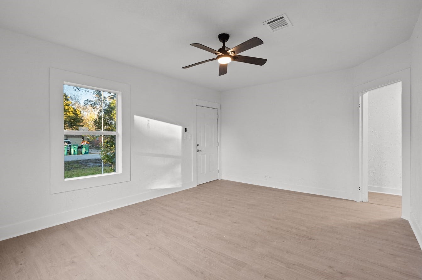 2027 Scott Street, La Marque, TX 77568 2027 Scott Street, La Marque, TX 77568