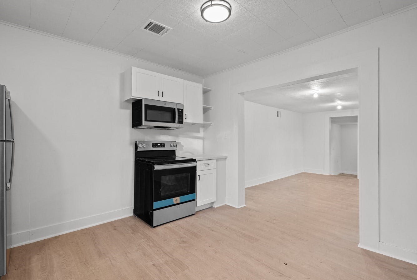 2027 Scott Street, La Marque, TX 77568 2027 Scott Street, La Marque, TX 77568