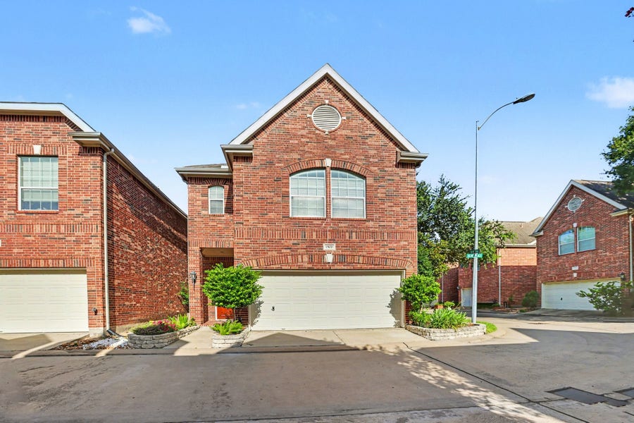 Property photo for 1502 Olive Place, Houston, TX