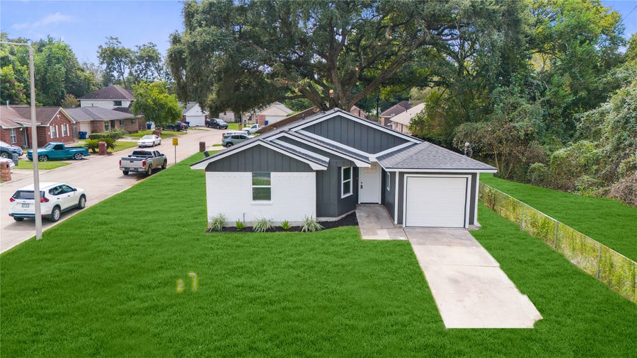 Property photo for 6103 Anderson Street, Texas City, TX