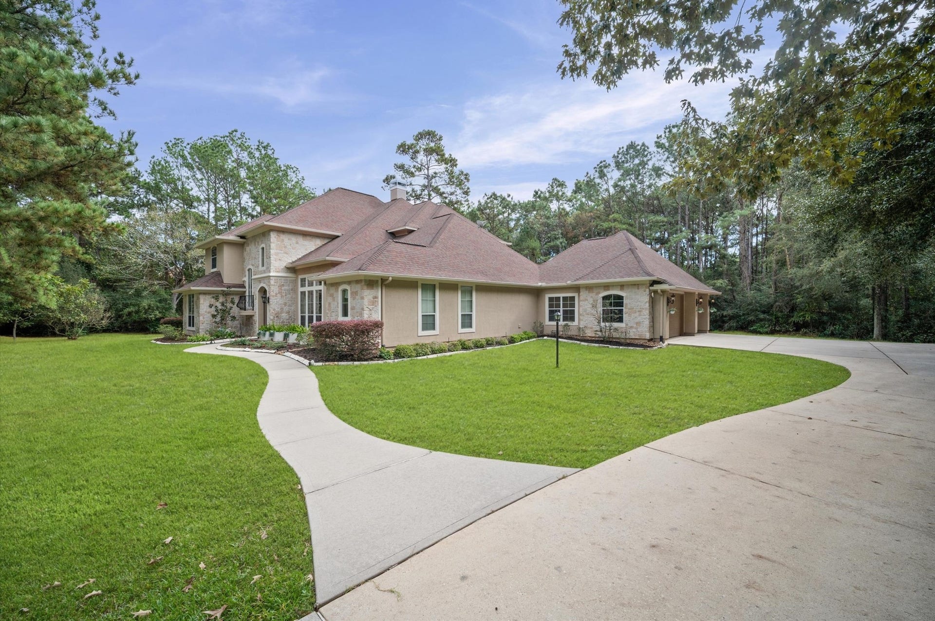25815 Bridle Creek Drive S, Magnolia, TX 77355 25815 Bridle Creek Drive S, Magnolia, TX 77355